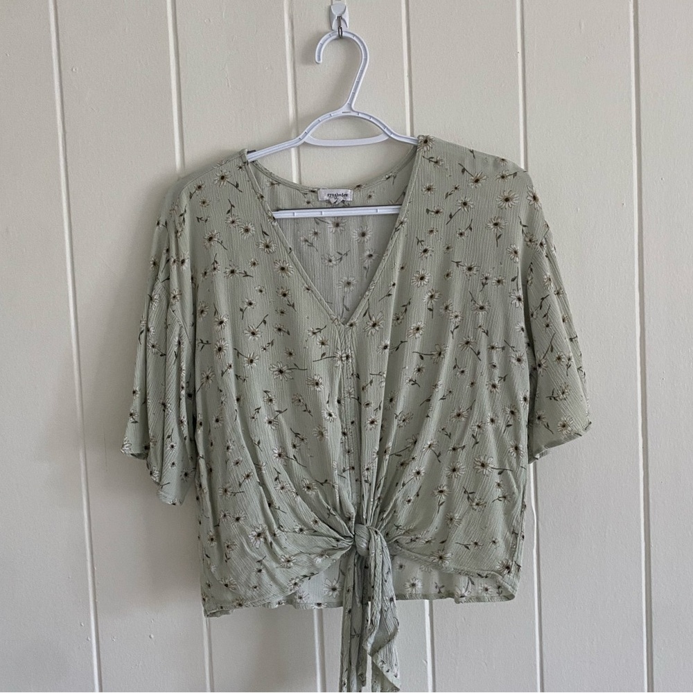 Eyeshadow Floral Front Tie Blouse